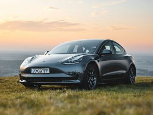 benefits of electric cars, ev advantages, electric vehicles